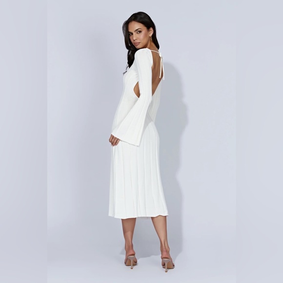 Meshki Dresses & Skirts - Meshki JUNIPER Flare Sleeve Knit Midi Dress in White